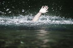 विसर्जन के दौरान कुंड में डूबने से पांच बच्चों की दर्दनाक मौत, गांव में कोहराम मचा 