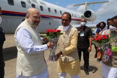 जबलपुर पहुंचे गृह मंत्री अमित शाह, डुमना एयरपोर्ट पर सीएम चौहान ने किया स्वागत