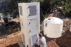 भीषण गर्मी में साइंस ने किया चमत्कार, अब हवा से पानी बना रही मशीन