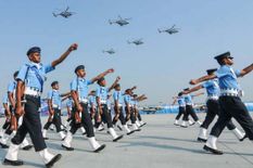भारतीय वायुसेना की 89वीं वर्षगांठ : वायुसेना के जांबाजों ने आसमान में दिखाए अनोखे करतब