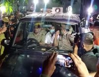 लखीमपुर खीरी मामले में 12 घंटे पूछताछ के बाद केंद्रीय मंत्री का बेटा आशीष गिरफ्तार, न्यायिक हिरासत में भेजा