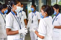UPNHM में निकली स्‍टाफ नर्स के 2445 पदों की भर्ती, 9 नवंबर तक यहां करें आवेदन
