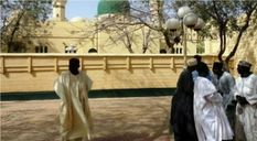 बेहद खौफनाकः मस्जिद में जमीन और पानी की जंग में बदमाशों ने 18 उपासकों को गोलियों से किया छलनी