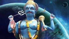 Shani Dev Aarti: शनिवार को इस आरती से प्रसन्न होते हैं शनि देव, वैशाख मास में शनि देव की पूजा का विशेष महत्व