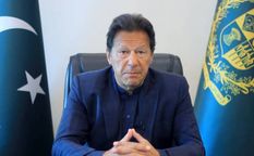 कंगाल हुए पाकिस्तान के प्रधानमंत्री इमरान खान, घर खर्च के लिए सहयोगी से हर महीने ले रहे पैसे उधार

