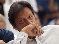 पाकिस्तान में राजनीतिक संकट के बीच मंत्री का बड़ा बयान, कहा- इस्तीफा नहीं देंगे इमरान खान

