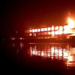 Bangladesh ferry fire: बांग्लादेश में भीषण अग्निकांड, 39 लोगों की जलकर हुई मौत, 200 से ज्यादा घायल