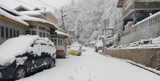भारी बर्फबारी से सिक्किम ने ओढी दूधिया सफेद चादर