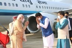 PM Modi in Tripura : मोदी ने एयरपोर्ट के साथ किया तीन नई योजनाओं का उद्घाटन