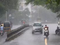Weather Report: देश के कई हिस्सों में हुई बारिश, जानिए कैसा रहेगा मौसम का मिजाज