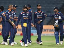 वेस्टइंडीज के खिलाफ वनडे सीरीज से पहले भारत को बड़ा तगड़ा, 8 खिलाड़ी पाए गए कोरोना पॉजिटिव
