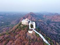 भारत का प्रसिद्ध अप्रतिम सकट चौथ का मंदिर, 1000 फीट ऊंची पहाड़ी पर 599 सीढ़ियां चढ़कर श्रद्धालु करते हैं पूजा 