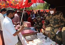 BSF ने पूर्वी जयंतिया हिल्स में लगाया चिकित्सा शिविर, गरीबों का किया इलाज