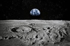 Buy land on the Moon : खानदान में जन्मी पहली बेटी को माता -पिता ने दिया अनोखा गिफ्ट, चांद पर खरीदी एक एकड़ जमीन 
