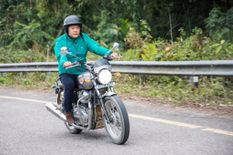 धांसू बाइक चलाते हैं अरूणाचल प्रदेश के CM Pema Khandu, देखें तस्वीरें