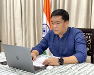 अरुणाचल प्रदेश के CM पेमा खांडू ने केंद्र से क्षेत्र की चुनौतियों को ध्यान में रखते नीतियां बनाने का किया आग्रह
