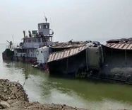 झारखंड: गंगा नदी में भीषण हादसा, डूबा मालवाहक जहाज, 8-10 लोग लापता
