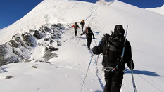 सिक्किम के हिमालयन पीक चौरीखांग पर इंदौर के युवा सीए ने फहराया तिरंगा, पूरे 9 दिन की चढ़ाई
