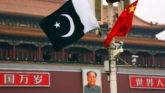 श्रीलंका के बाद भारत के दुश्मन देश पाकिस्तान को बर्बाद कर देगा चीन, जानिए कैसे