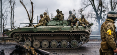 रूस के मिसाइलों से भरे ट्रक पर यूक्रेन ने किया हमला, अब इस शहर की ओर बढ़ा सैन्य काफिला