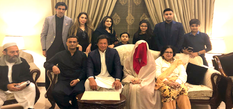 इमरान खान ने बेच दिए विदेशों से मिले गिफ्ट, गिरफ्तार हो सकती है बुशरा बीवी