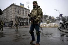 रूसी सेना ने यूक्रेन को दिया एक और झटका, खेरसॉन सिटी काउंसिल की बिल्डिंग पर किया कब्जा