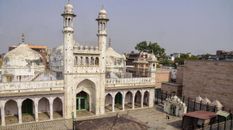 ज्ञानवापी मस्जिद सर्वेक्षण की चुनौती पर शुक्रवार को सुनवाई करेगा सुप्रीम कोर्ट