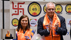 ऑस्ट्रेलिया के नए PM ने थामा भगवा, चुनाव में मिली धमाकेदार जीत