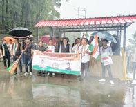 राहुल गांधी से ED की पूछताछ के विरोध में नागालैंड के कांग्रेसी युवाओं ने किया जोरदार प्रदर्शन