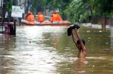 असम में बाढ़ का कहर, मरने वालों की संख्या बढ़कर 71 हुई 