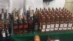 बिहार में शराब बंदी, फिर भी वैशाली में मिली 500 कार्टन विदेशी शराब बरामद, दो गिरफ्तार



