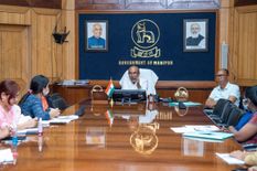 DDU-GKY की मुख्यमंत्री बीरेन सिंह ने मंत्रियों के साथ की समीक्षा 