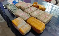असम पुलिस ने मणिपुर पुलिस के अधिकारी सहित दो लोगों को गिरफ्तार कर मादक पदार्थ रैकेट का भंडाफोड़ किया