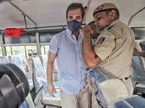 Sonia Gandhi ED Case: सोनिया गांधी से ED की पूछताछ शुरु, पुलिस ने राहुल गांधी को हिरासत में लिया