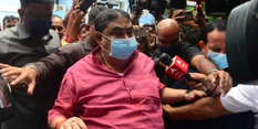 ममता को झटका, TMC नेता अनुब्रत मंडल गिरफ्तार, पशु तस्करी मामले में लिया ऐक्शन