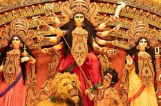 त्रिपुरा में दुर्गा पूजा का उत्साह, बाजारों में लौटी रौनक, चप्पे चप्पे पर पुलिस तैनात