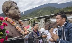भारत-चीन सीमा पर देश के आखिरी गांव में पहुंचे पेमा खांडू, यहां जाने वाले पहले मुख्यमंत्री 