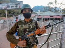 त्रिपुरा आने वाले अर्धसैनिक बल के कर्मियों की होगी कोविड-19 जांच: अधिकारी
