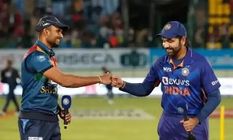 IND VS SL: श्रीलंका ने टॉस जीता, पहले बल्लेबाजी करेगा भारत, सूर्यकुमार यादव और ईशान किशन टीम से OUT